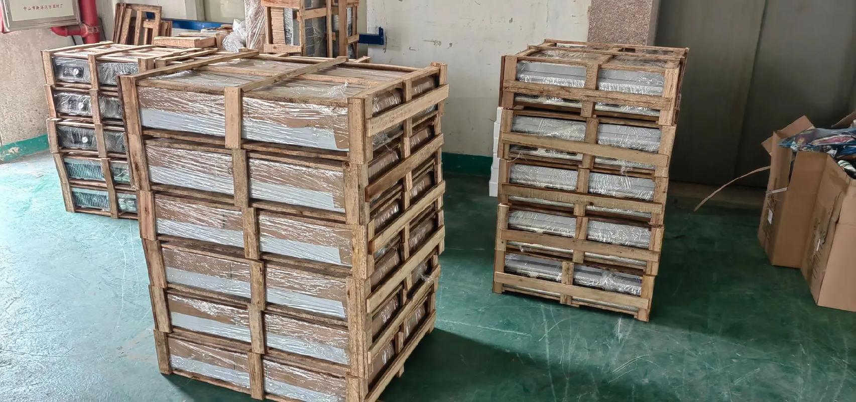 源頭工廠直供，一站式采購酒店廚房電器與文具用品